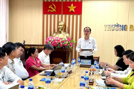 Đoàn giám sát của Ủy ban Thường vụ Quốc hội làm việc với Trường Đại học Tây Nguyên