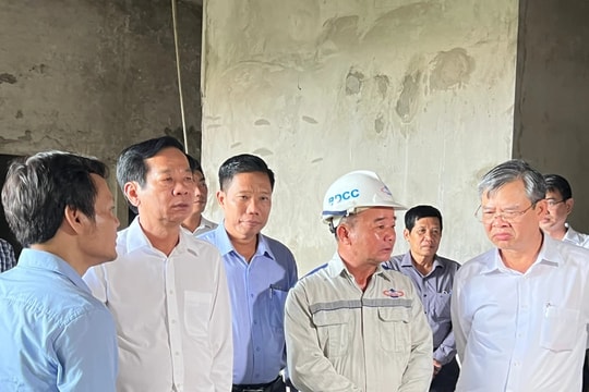 Bí thư Thành ủy Cần Thơ Đỗ Thanh Bình đến kiểm tra dự án Bệnh viện Ung bướu ngưng trệ nhiều năm