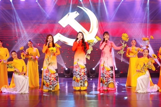 Hà Nội tổ chức biểu diễn nghệ thuật kỷ niệm 50 năm Giải phóng miền Nam