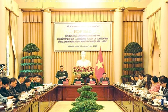 Công bố Pháp lệnh về Quản lý, bảo vệ Khu di tích Lăng Chủ tịch Hồ Chí Minh