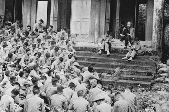 Chủ tịch Hồ Chí Minh với ngày Giỗ Tổ Hùng Vương