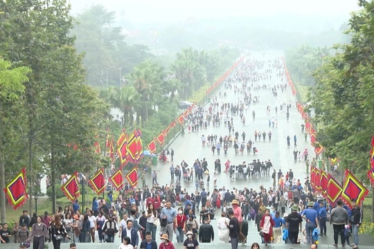 Người dân cả nước hướng về ngày Giỗ Tổ