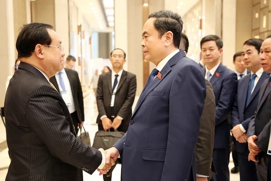 NA Chairman meets Lao legislator on sidelines of IPU-150