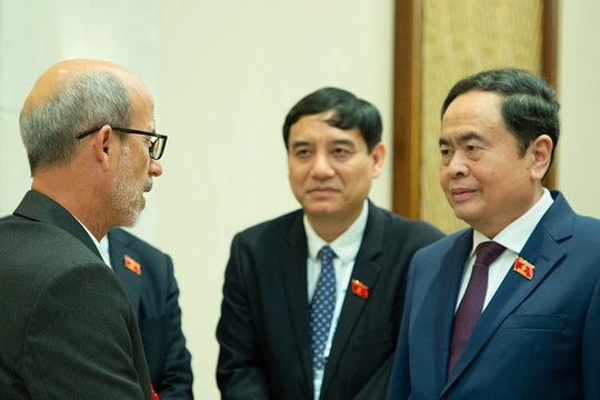 Chủ tịch Quốc hội Trần Thanh Mẫn tiếp Chủ tịch Liên minh Nghị viện Mỹ Latinh, Chủ nhiệm Ủy ban Đối ngoại Quốc hội Cuba