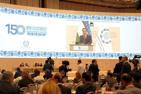 Chủ tịch Quốc hội Trần Thanh Mẫn: Đặt người dân ở vị trí trung tâm, lấy công bằng và tiến bộ xã hội làm thước đo cao nhất của sự phát triển