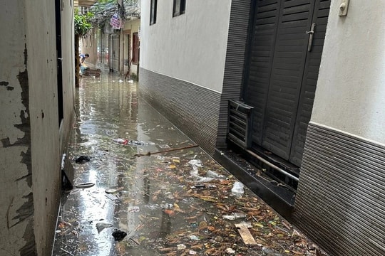 Dự án đội vốn trăm tỷ “đắp chiếu” khiến người dân khổ vì rác thải, nước ngập: Cần khẩn trương nạo vét mương thoát nước, quyết liệt giải phóng mặt bằng