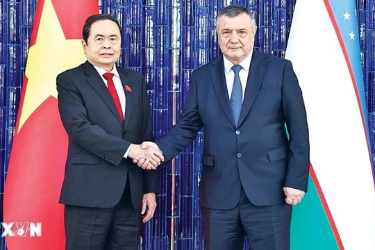 Chủ tịch Quốc hội Trần Thanh Mẫn hội đàm với Chủ tịch Hạ viện Quốc hội Uzbekistan