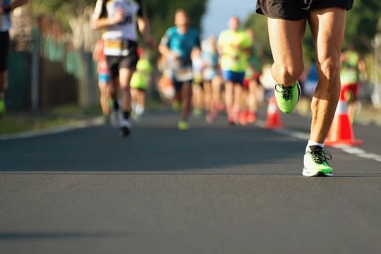 Tử vong khi chạy marathon: Tác hại của việc tập luyện thể thao quá sức