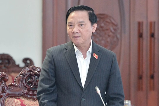 Phó Chủ tịch Quốc hội Nguyễn Khắc Định: Thường xuyên sử dụng phần mềm quản lý văn bản, tiến tới bỏ văn bản giấy