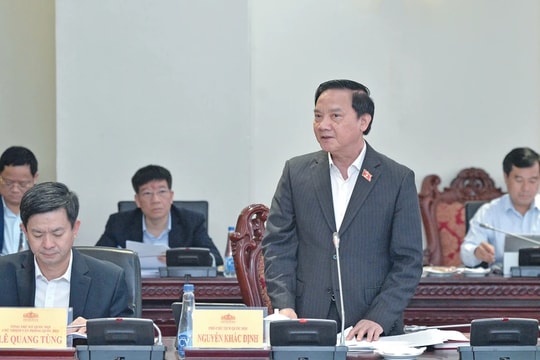 Phó Chủ tịch Quốc hội Nguyễn Khắc Định chủ trì Hội nghị hướng dẫn sử dụng thử nghiệm một số hệ thống phần mềm phục vụ chuyển đổi số của Quốc hội