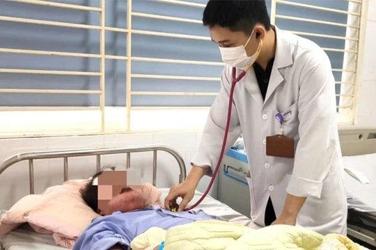 Tự mua thuốc cảm về uống, người phụ nữ phải nhập viện cấp cứu