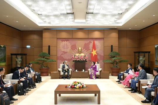 Quốc hội Việt Nam sẵn sàng tạo hành lang pháp lý thuận lợi cho các doanh nghiệp, trong đó, có các doanh nghiệp Hàn Quốc 