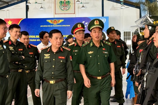 Khảo sát phục vụ thẩm tra dự án Luật Tham gia lực lượng gìn giữ hòa bình Liên Hợp Quốc