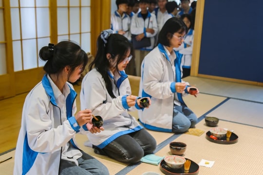 Trải nghiệm không gian "Nhật Bản thu nhỏ" đa màu sắc tại VJU Open Campus 2025