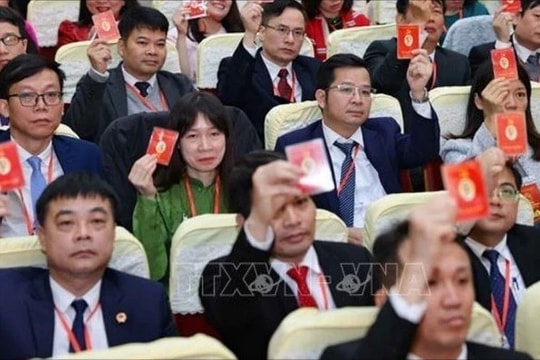 Bộ Chính trị ban hành Chỉ thị mới về đại hội đảng bộ các cấp