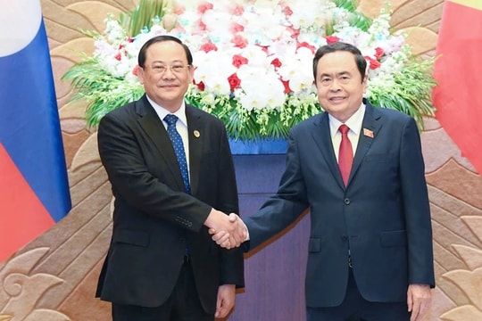 Chủ tịch Quốc hội Trần Thanh Mẫn: Tạo hành lang pháp lý thuận lợi để Chính phủ Việt Nam, Lào triển khai hiệu quả các thỏa thuận, dự án hợp tác
