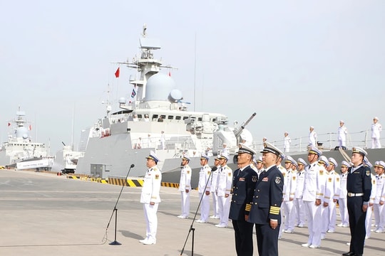 Hải Quân Việt Nam - Trung Quốc tuần tra liên hợp trên vùng biển vịnh Bắc Bộ 