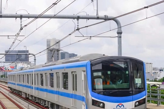 TP. Hồ Chí Minh: Khuyến cáo những điều cần tránh khi đi tàu điện tuyến Bến Thành - Suối Tiên