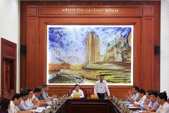 Tỉnh Quảng Bình và Quảng Trị họp bàn phương án hợp nhất đơn vị hành chính cấp tỉnh