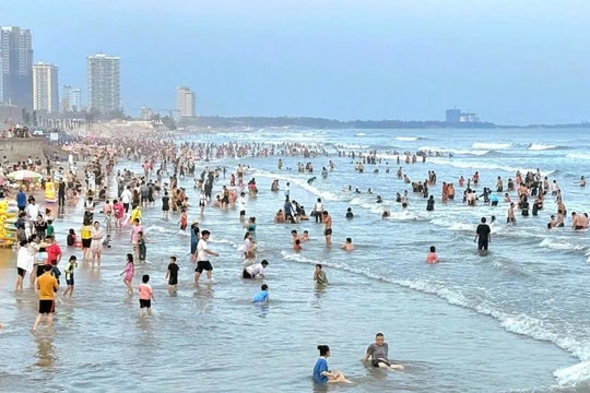 Bà Rịa - Vũng Tàu kích hoạt “mùa vàng” du lịch dịp kỷ niệm 50 năm giải phóng miền Nam