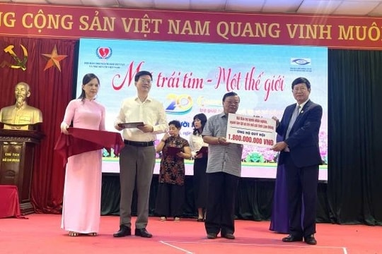 Hơn 22 tỷ đồng ủng hộ Quỹ hội bảo trợ người khuyết tật và trẻ mồ côi Việt Nam