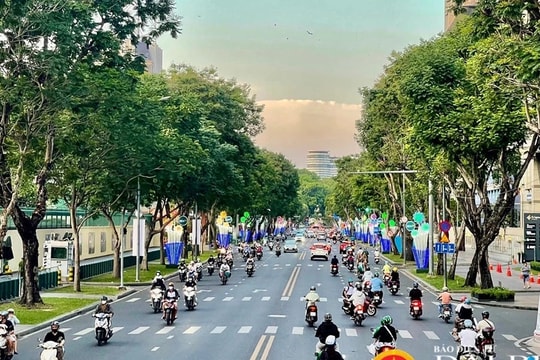 TP. Hồ Chí Minh: Hạn chế lưu thông nhiều tuyến đường trung tâm để phục vụ hợp luyện diễu binh, diễu hành