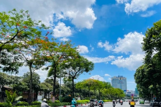 Dự báo thời tiết ngày 19.4: Bắc bộ nắng nóng kéo dài, kèm mưa dông