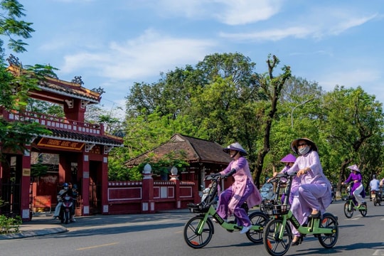 Huế tiên phong phát triển du lịch di sản xanh
