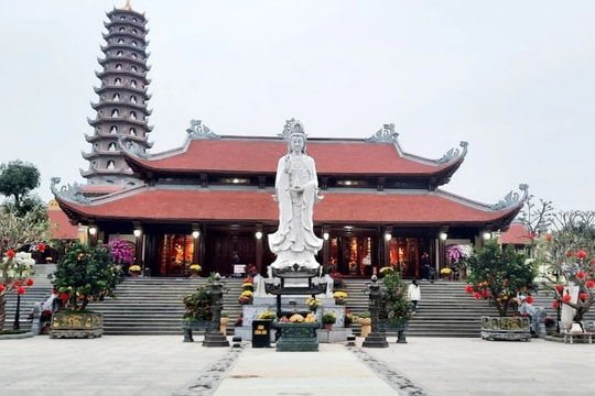 Bắc Giang: Cần quản lý chặt chẽ các khoản thu từ lễ hội