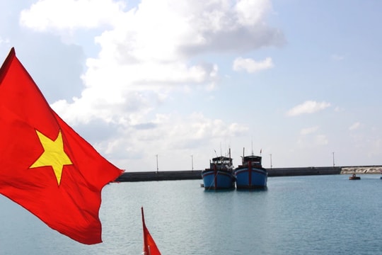 Bài 4: Bệnh viện, mái nhà và điểm tựa của Tổ quốc giữa trùng khơi