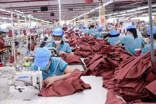 Chuyển đổi vai trò trong chuỗi giá trị toàn cầu