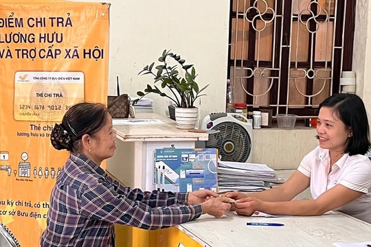 Chi trả lương hưu, trợ cấp BHXH trước ngày nghỉ lễ 30.4 – 1.5 