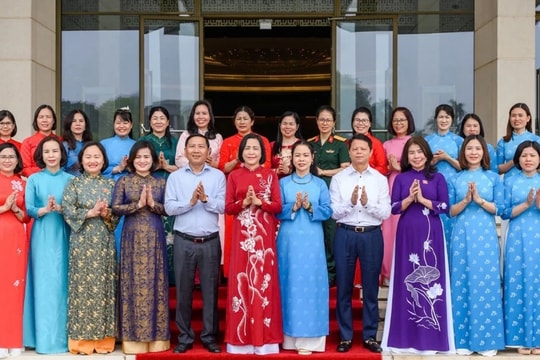 Phó Chủ tịch Quốc hội Nguyễn Thị Thanh gặp mặt Hội Liên hiệp Phụ nữ huyện Mê Linh