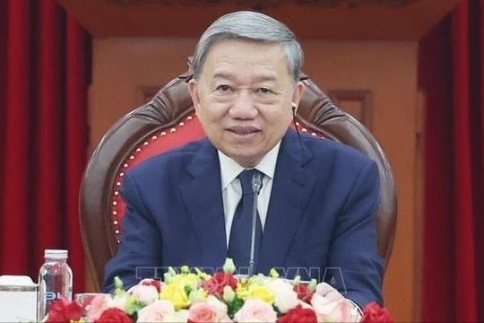 Tổng Bí thư Tô Lâm điện đàm với Chủ tịch Đảng Đại hội Dân tộc Phi, Tổng thống Nam Phi