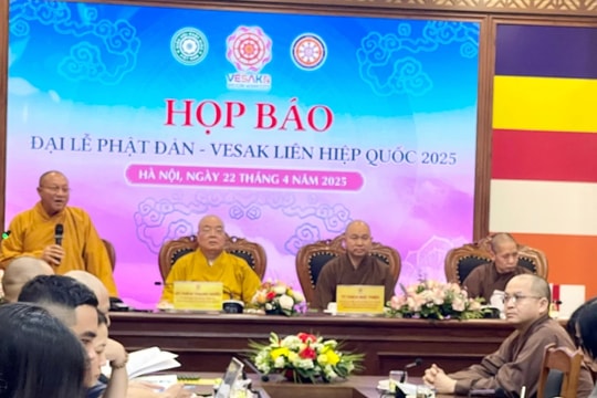 Đại lễ Vesak 2025: Nhấn mạnh giá trị lòng từ bi, hòa bình và đoàn kết