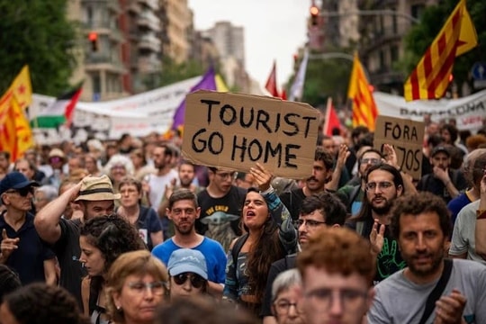 Tây Ban Nha muốn ngăn chặn tình trạng “du lịch hóa” nhà ở 