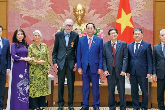 Phó Chủ tịch Quốc hội, Thượng tướng Trần Quang Phương tiếp nguyên Tổng Thư ký IPU Anders Johnsson