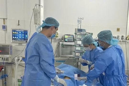 Cứu sống bệnh nhân bị suy đa tạng do dùng thuốc hạ huyết áp quá liều