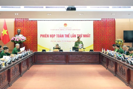 Ủy ban Quốc phòng, An ninh và Đối ngoại họp phiên toàn thể thứ nhất 