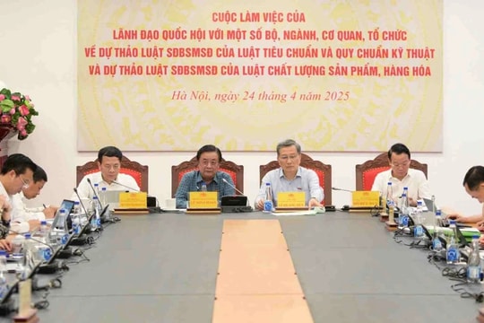 Phó Chủ tịch Quốc hội Lê Minh Hoan chủ trì làm việc về 2 dự thảo Luật