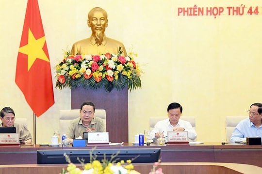 Chủ tịch Quốc hội Trần Thanh Mẫn dự Hội nghị cho ý kiến về App Quốc hội và trợ lý ảo