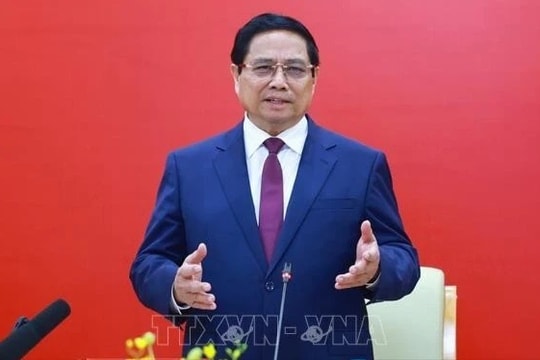 Thủ tướng Phạm Minh Chính thăm, làm việc với Học viện Công nghệ Bưu chính Viễn thông