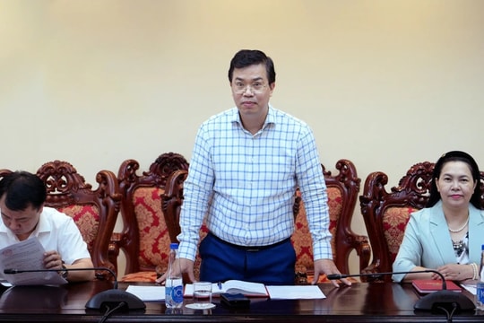 Góp ý dự thảo Kế hoạch tuyên truyền Đại hội đảng bộ các cấp, Đại hội đại biểu Đảng bộ Quốc hội lần thứ I