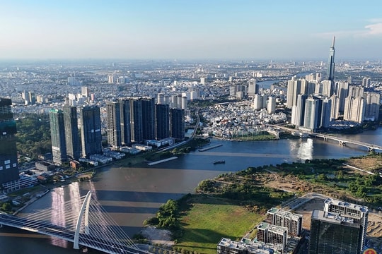TP. Hồ Chí Minh vươn mình thành đô thị hiện đại sau 50 năm giải phóng