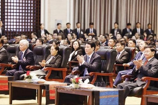 Giao lưu hữu nghị Việt - Lào: "Tình sâu hơn nước Hồng Hà - Cửu Long"