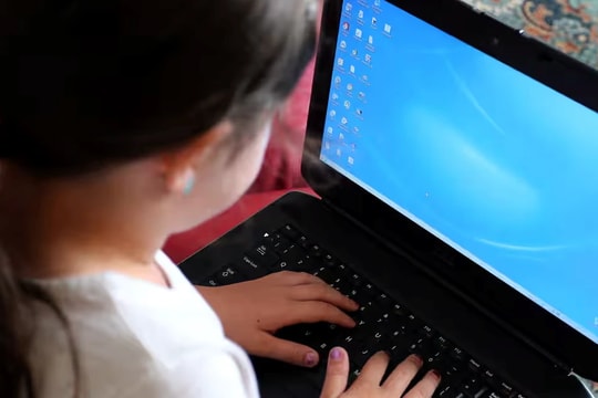 Anh mạnh tay bảo vệ trẻ em trên không gian mạng