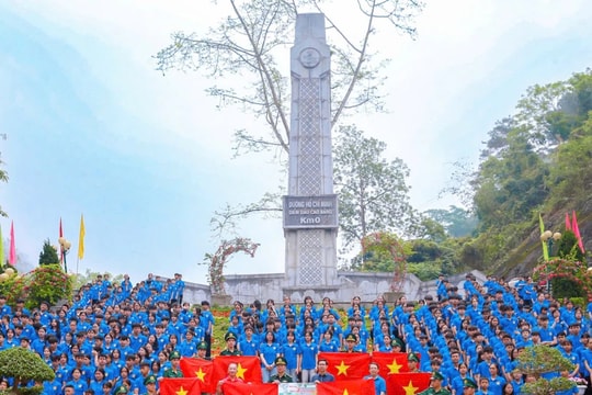 Bảo Việt Nhân thọ xác lập kỷ lục Việt Nam tại cột mốc Km 0 Đường Hồ Chí Minh, khởi động Chương trình An sinh Giáo dục 2025