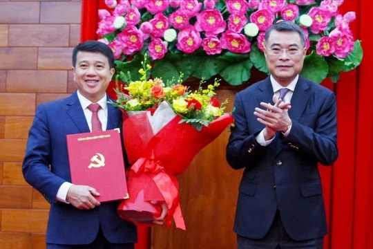 Công bố Quyết định của Bộ Chính trị chuẩn y ông Y Thanh Hà Niê Kđăm giữ chức Bí thư Tỉnh ủy Lâm Đồng 