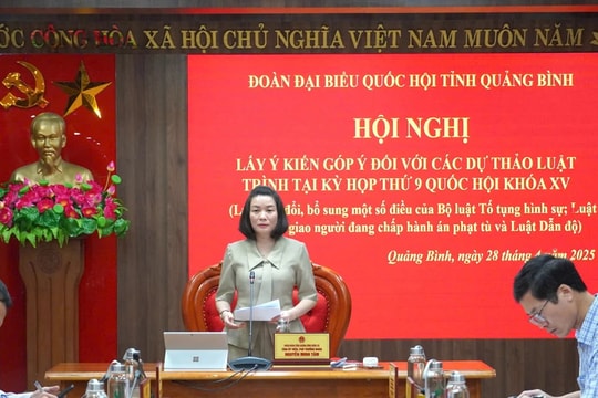 Đoàn ĐBQH tỉnh Quảng Bình lấy ý kiến góp ý các dự thảo luật trình Kỳ họp thứ Chín