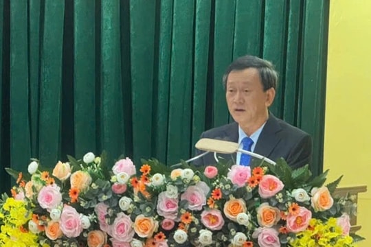 Thông qua nghị quyết tán thành chủ trương hợp nhất tỉnh Kom Tum và Quảng Ngãi